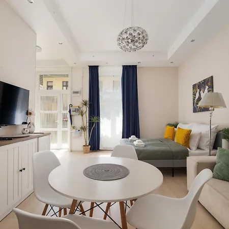 Pure Heaven Budapest